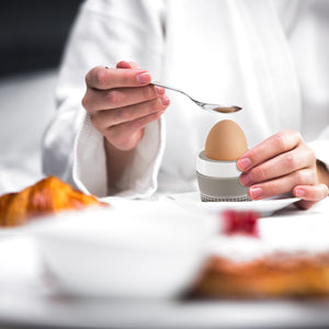 KitchenGet - Egg Cups Holder Set - Set of 4 breakfast Egg Cup Silicone And Ceramic Porcelain Holders